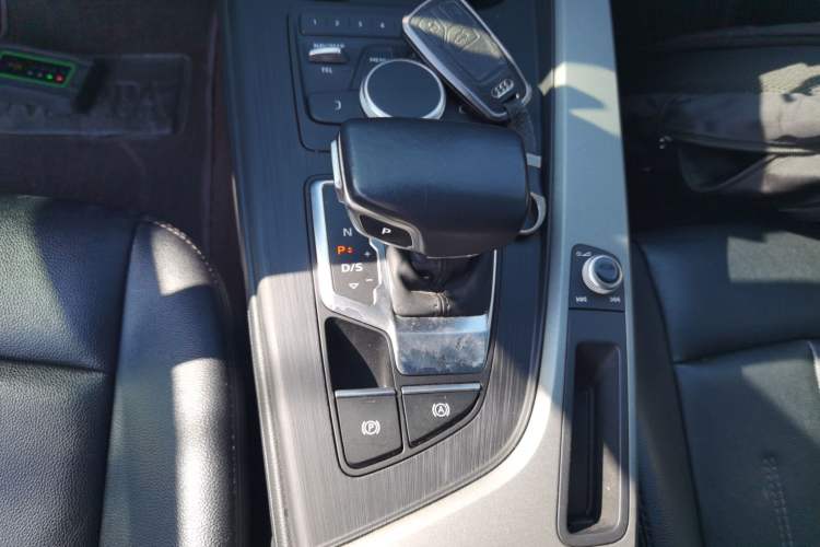 Used Audi A4L 2019 40 TFSI Ambition China VI