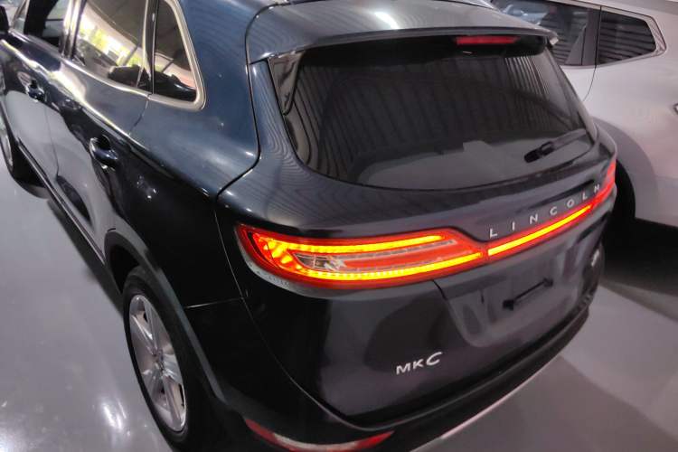 Used Lincoln MKC 2014 2.0T Two-Wheel Drive Deluxe Edition