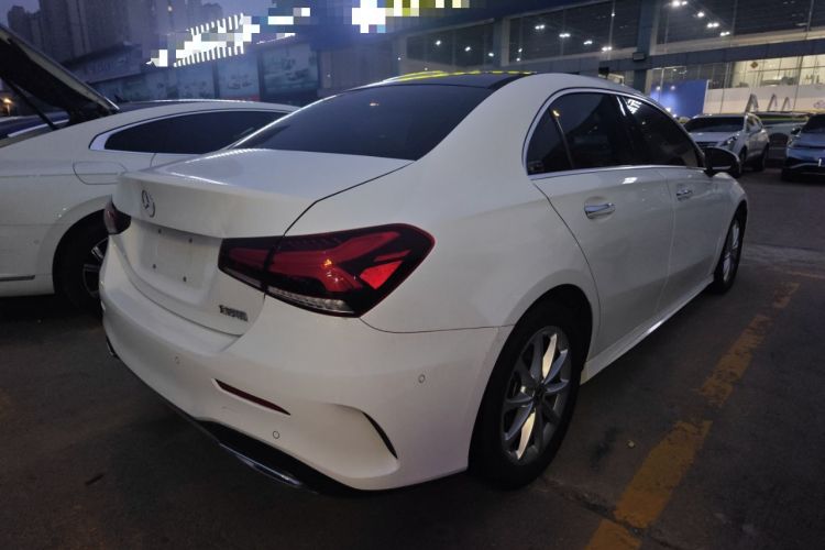 Used Mercedes-Benz A-Class 2021 A 200 L Sport Sedan Fashion Model
