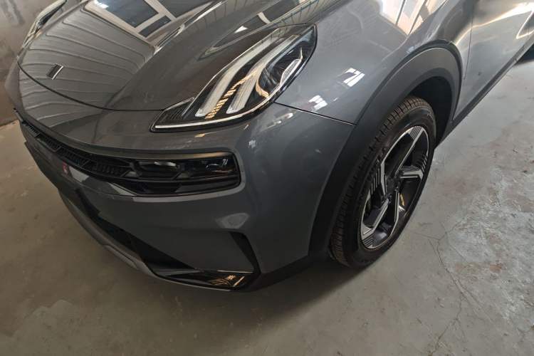 Used Lynk & Co 06 EM-P 2022 PHEV 84 km Range Pro Version Left Front Headlight