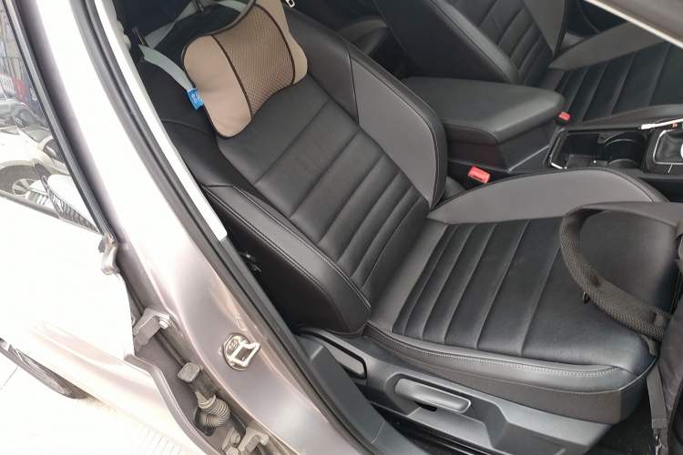 Used Volkswagen Sagitar 2020 200TSI DSG Comfort Version China VI Standard Right Front Seat