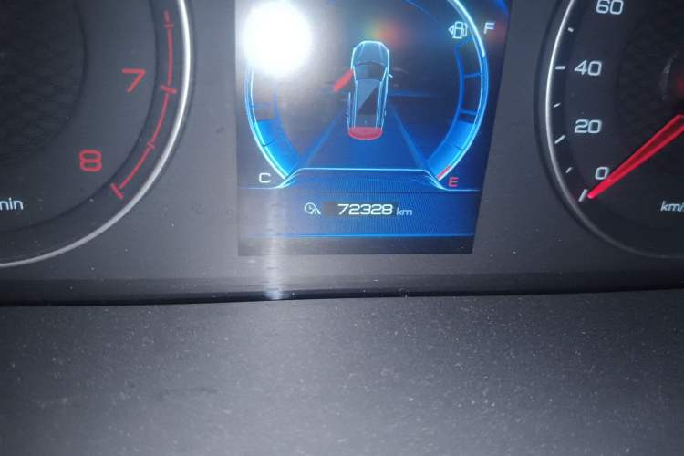 Used BYD Tang 2018 2.0T Automatic SmartConnect Luxury 7-Seater China V Emission Standard
