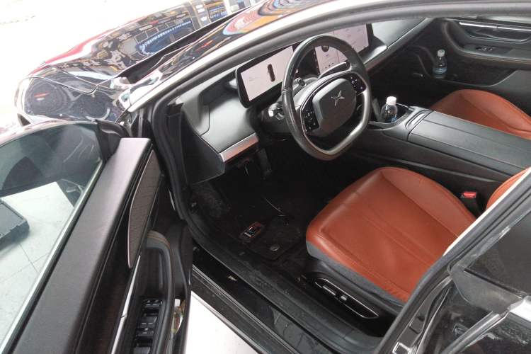 Used XPeng P7 2022 480G+ Driver Seat