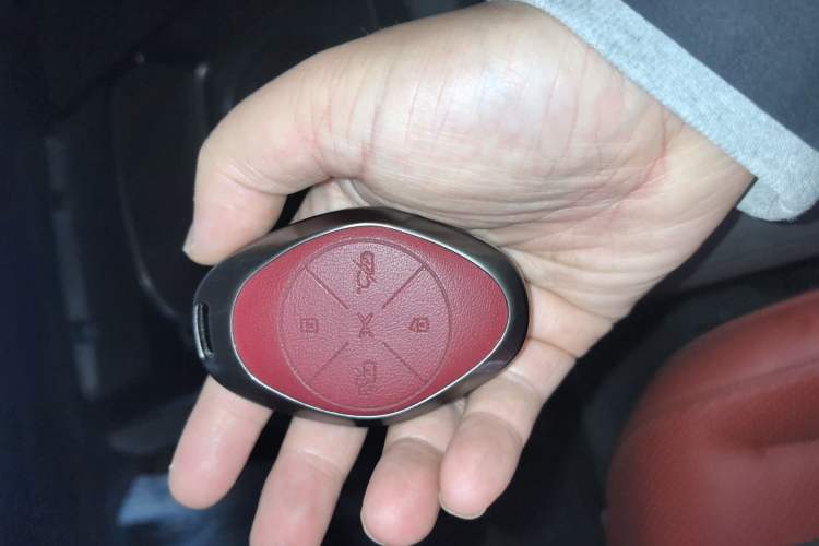 Used XPeng P7 2022 670N+ Interior 1