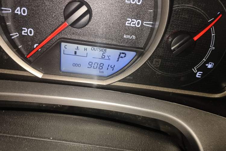 Used Toyota RAV4 2016 2.0L CVT Two-Wheel Drive Fashion Edition China V Standard