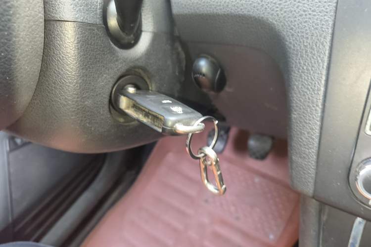 Used Volkswagen Santana 2015 1.6L Manual Comfort Edition Vehicle Key