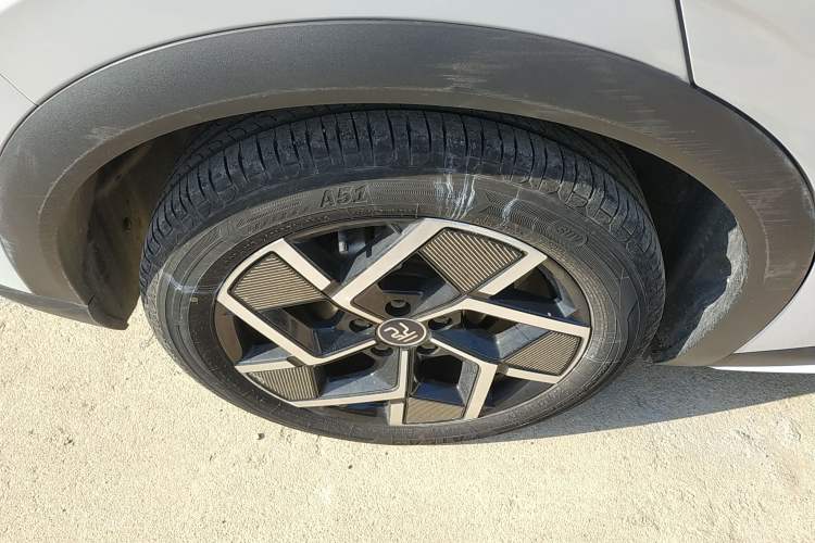 Used BYD Yuan PLUS 2024 Honor Edition 510KM Beyond Model Right Rear Wheel Hub