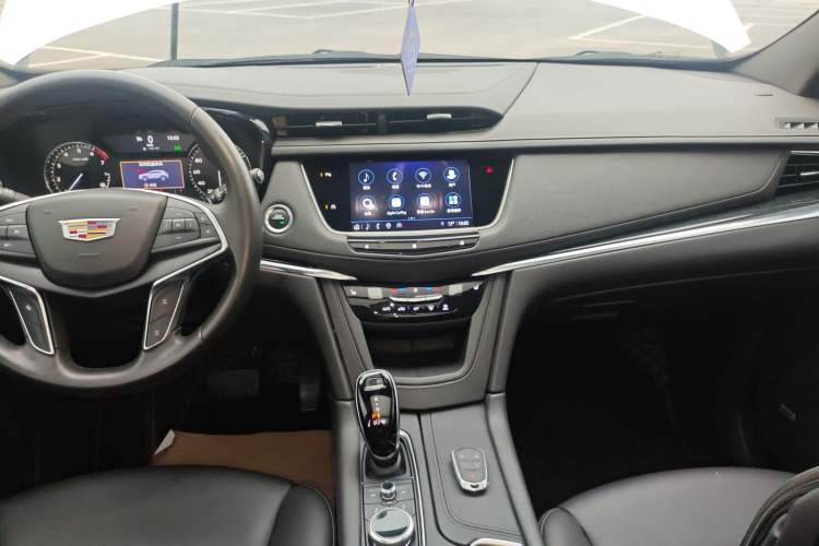 Used Cadillac XT5 2021 2.0T Two-Wheel Drive Luxury Version