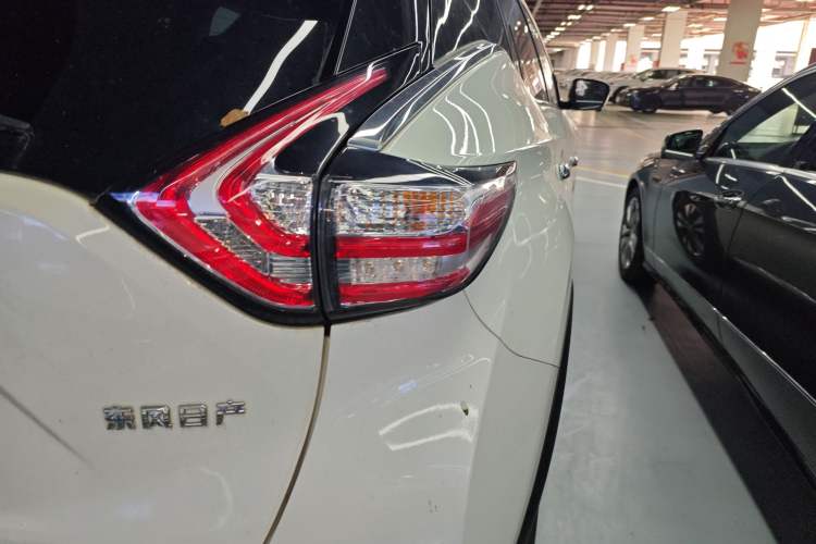 Used Nissan Murano 2015 2.5L XL NAVI Two-Wheel Drive Smart Edition Right Rear Taillight