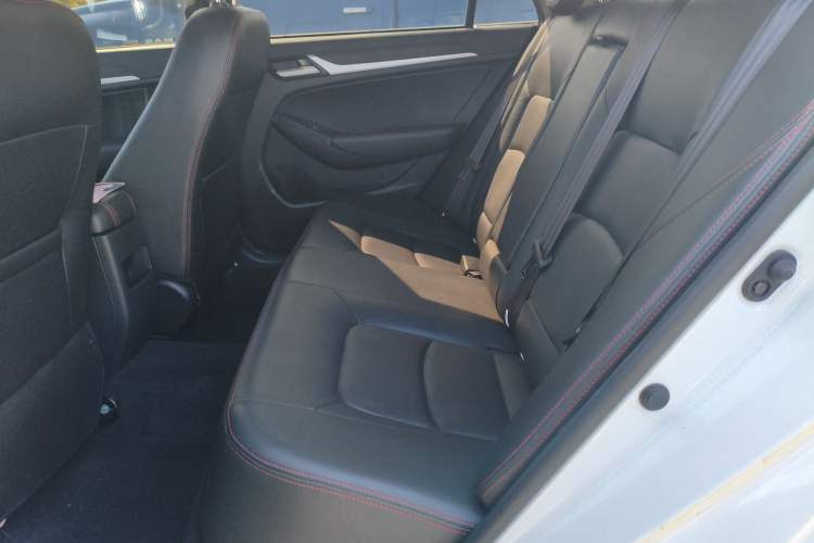 Used Geely Auto Vision 2016 1.5L Automatic Happiness Edition Left Rear Seat