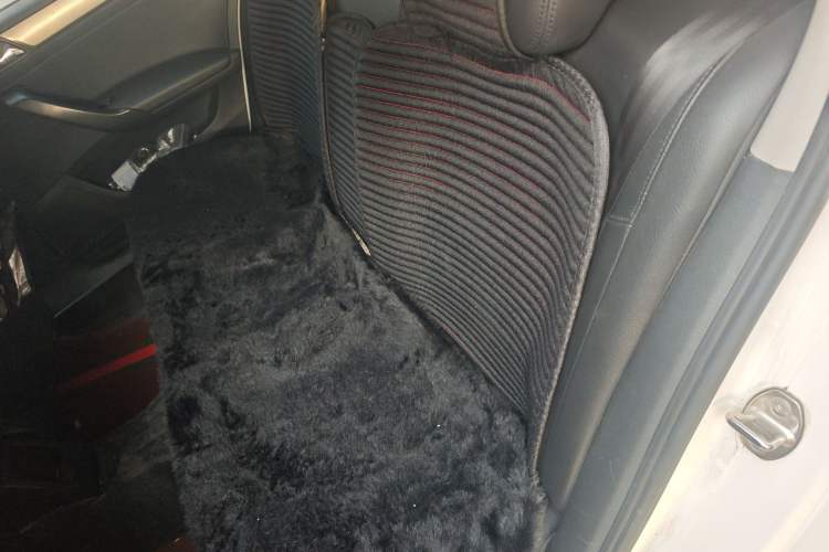 Used Volkswagen Santana 2013 1.6L Manual Comfort Edition Left Rear Seat