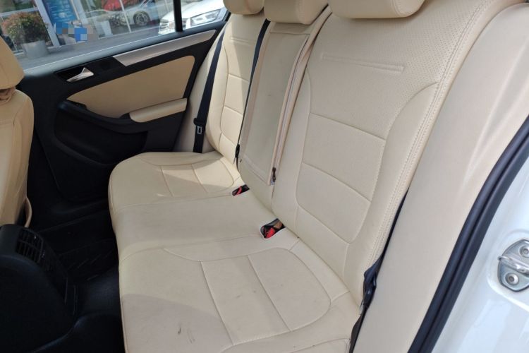 Used Volkswagen Sagitar 2014 1.6L Automatic Comfort Model Left Rear Seat