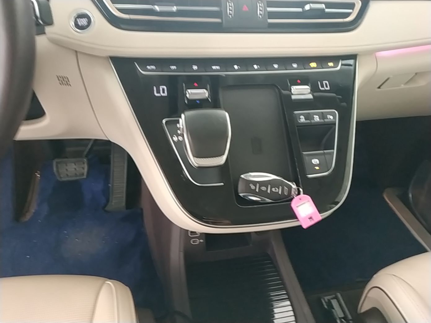 Hongqi HQ9 2023 2.0T Smart Connect Flagship Edition - Chinese Trim Ling — снимка 16