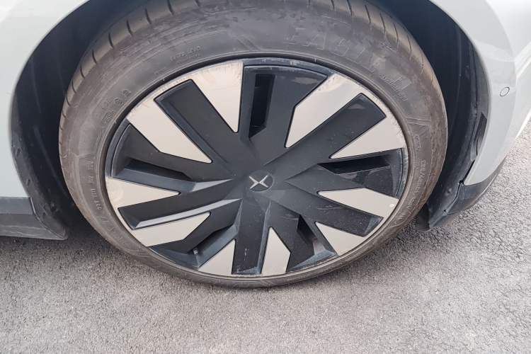 Used Polestar 4 2023 Single Motor Standard Range PLUS