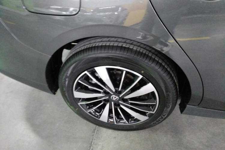 Used CHANGAN Eado PHEV 2025 Smart New Blue Whale 145KM Battleship Edition
