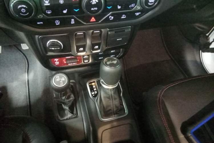 Used Jeep Wrangler 2024 2.0T Robin Hood Two-Door Edition
