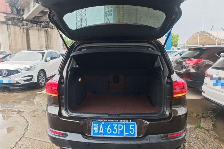 Used Volkswagen Tiguan 2015 1.8TSI Automatic Two-Wheel Drive Luxury Model Trunk