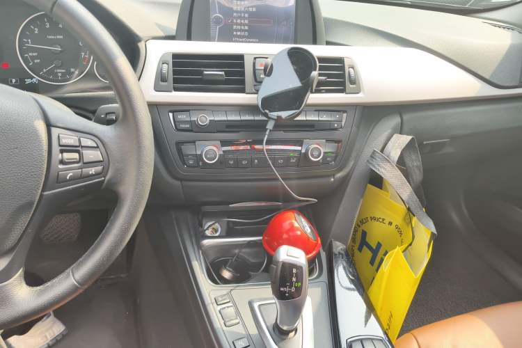 Used BMW 3 Series 2014 320Li Fashion Model
