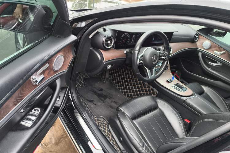 Used Mercedes-Benz E-Class 2020 Facelift E 260 L
