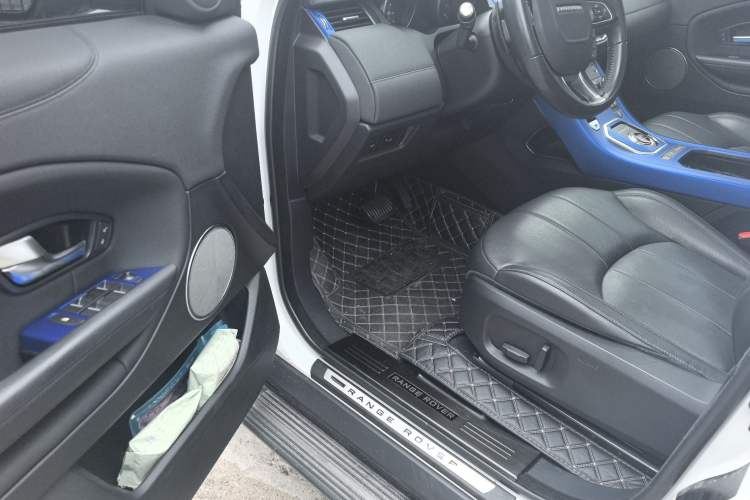 Used Land Rover Range Rover Evoque 2018 240PS PURE Style Edition