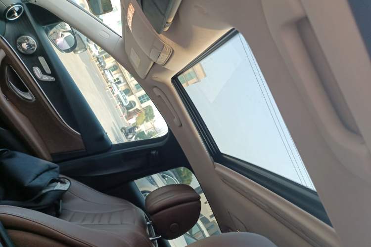 Used Mercedes-Benz E-Class 2018 Facelift E 200 L Sport Edition