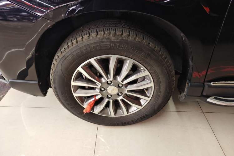 Used Haval H6 2017 Blue Label Sport Edition 1.5T Automatic Two-Wheel Drive Luxury Model Left Front Wheel Hub