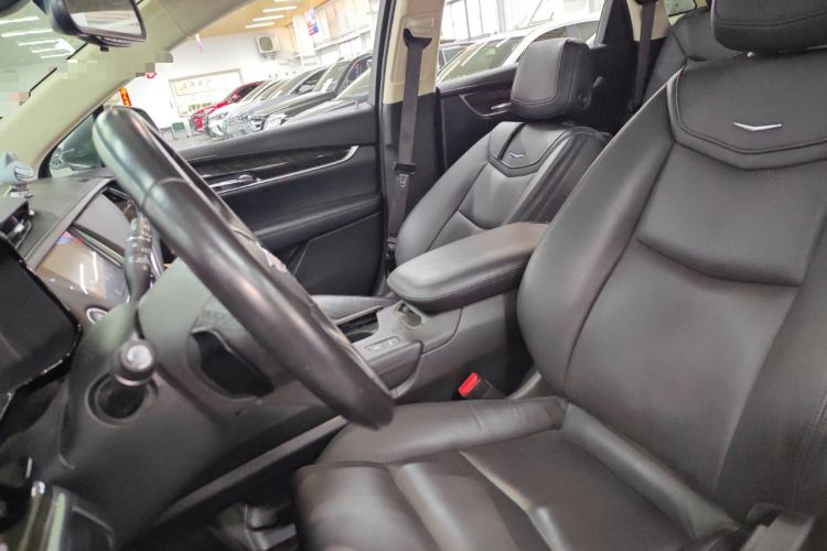 Used Cadillac XT5 2018 25T Luxury Model