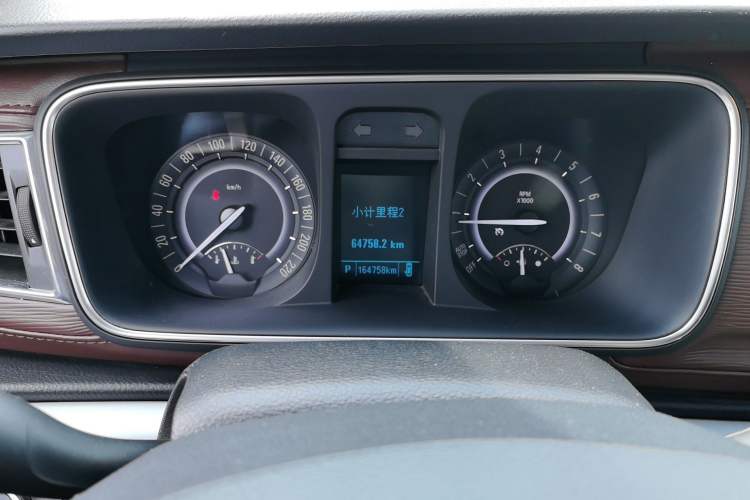 Used Buick GL8 2018 28T Luxury Model China VI Standard Instrument Cluster