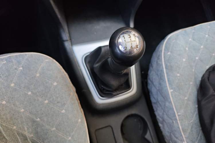 Used CHANGAN KAICHENG Ounuo S 2014 1.3L Happiness Model Gear Lever