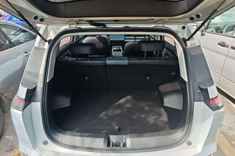 Used AION Y 2023 Younger Star Edition