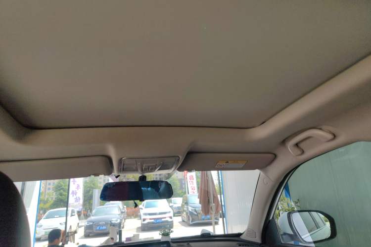 Used CHANGAN CS75 2018 280T Automatic Smart Edition China V-standard Headliner