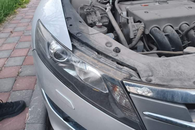 Used Honda Crosstour 2012 2.4L Luxury Edition Right Front Headlight