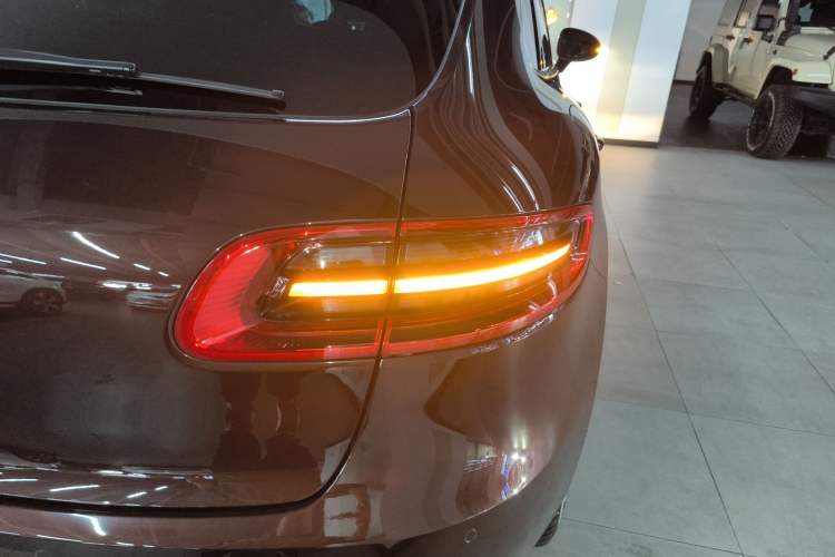 Used Porsche Macan 2017 Macan 2.0T
