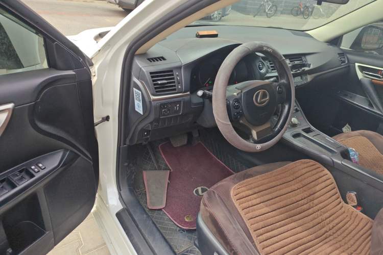 Used Lexus CT 2017 CT200h Elite Edition Solid Color China V Standard Driver Seat