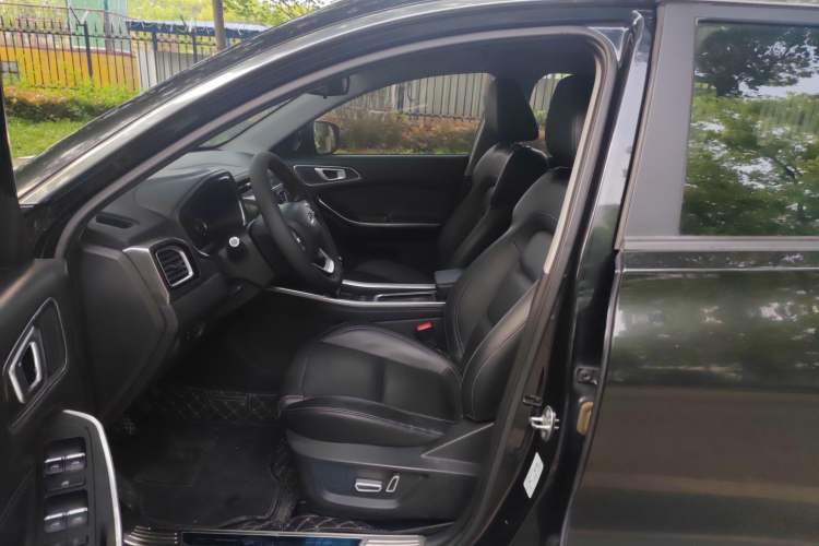 Used Chery Tiggo 8 2018 1.5 TCI Manual Luxury 7-Seater Left Front Seat