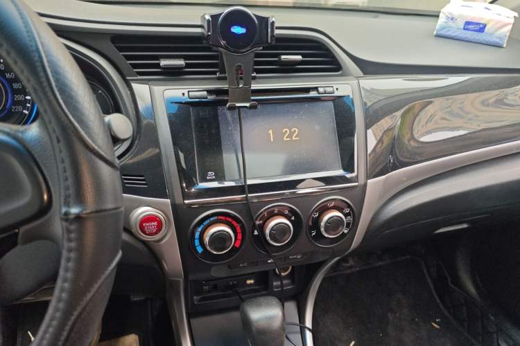 Used Honda Crider 2013 1.8L automatic luxury edition