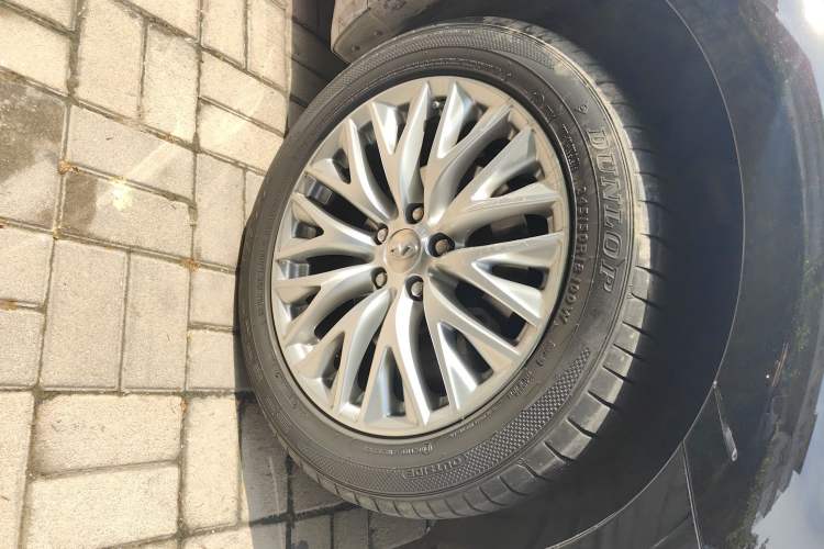 Used Infiniti Q70 2019 Q70L 2.0T Elite Plus Version
