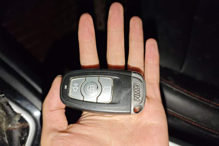 Used Haval H6 2015 Upgraded Model 1.5T Manual Two-Wheel Drive Elite Version Vehicle Key