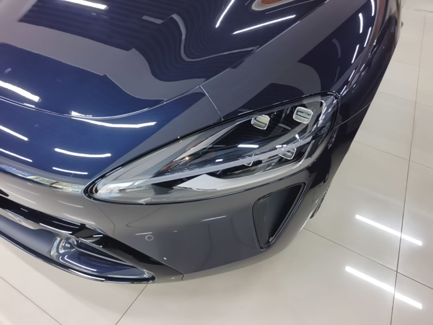 Xiaomi Auto SU7 2024 Four-Wheel Drive Ultra-Long Range Advanced Intelligent Driving Max Edition — снимка 8