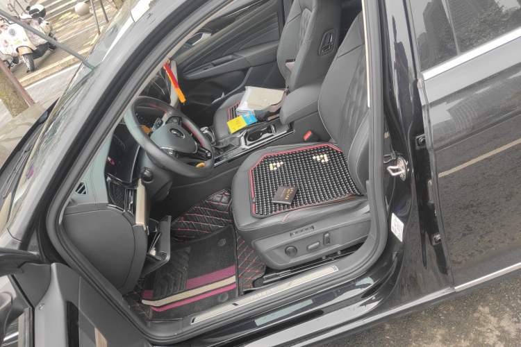 Used Volkswagen Passat 2021 330TSI Luxury Edition
