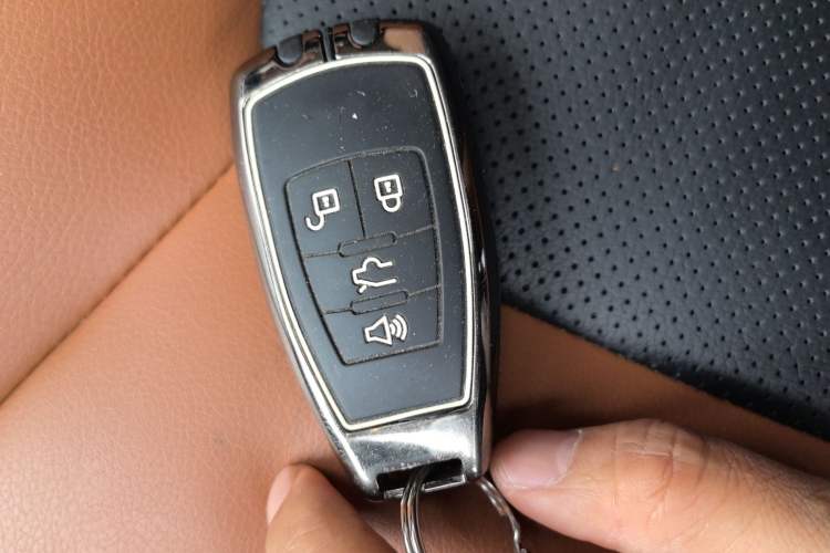 Used BAIC Weiwang M50F 2017 1.5L Luxury Model
