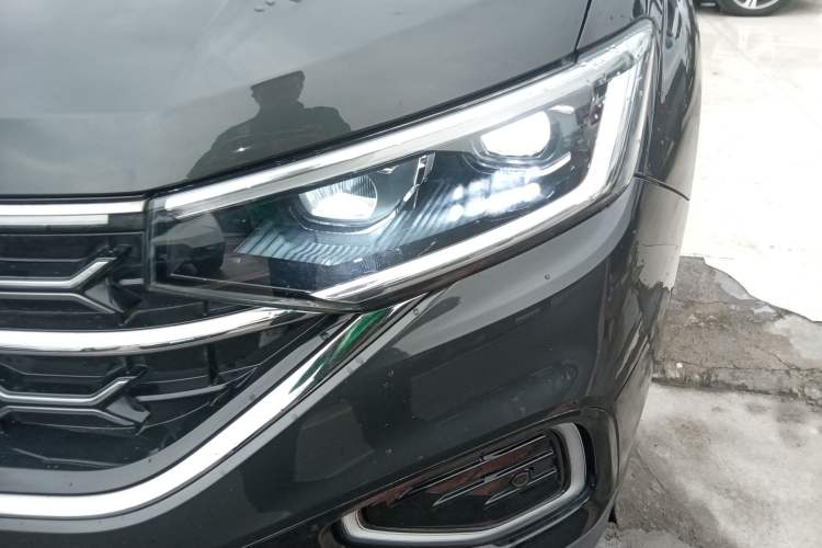 Used Volkswagen Tayron 2023 330TSI Two-Wheel-Drive Luxury Plus Advanced Version
