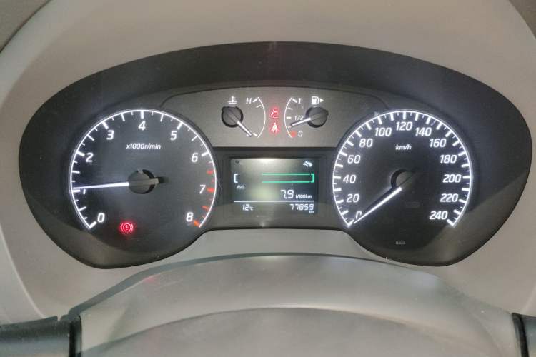 Used Nissan Sylphy 2012 1.6 XL Manual Luxury Edition