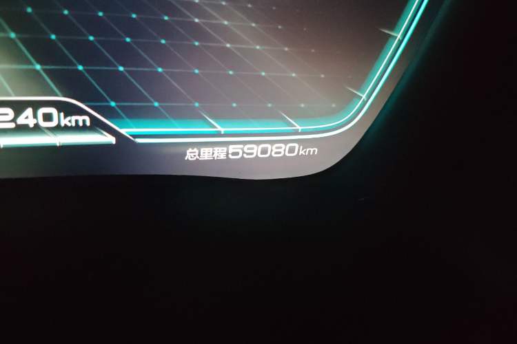 Used BYD Song PLUS New Energy 2021 DM-i 110KM Flagship PLUS Odometer Close Up