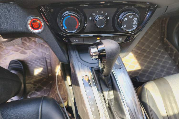 Used Honda XR-V 2021 1.5L CVT Comfort Version Gear Lever