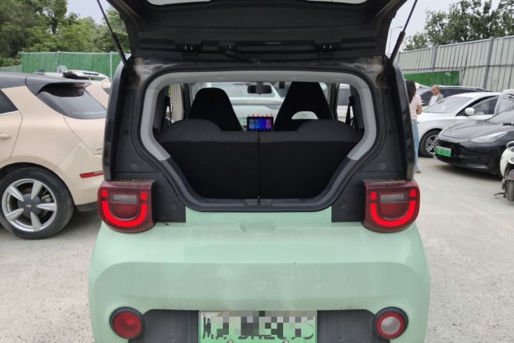 Used Chery QQ Ice Cream 2022 170km Sundae Phosphate Lithium-Ion