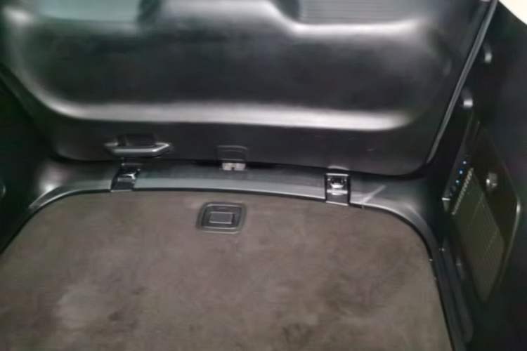 Used Ford Edge 2017 EcoBoost 245 Two-Drive Platinum Edition 5 Seats