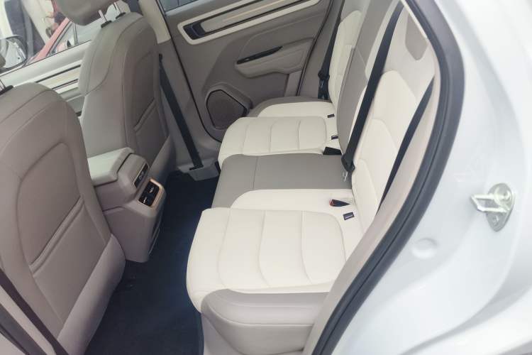 Used Geely Auto icon 2026 Model Chocolate 1.5TD Pure & Refined Edition Left Rear Seat