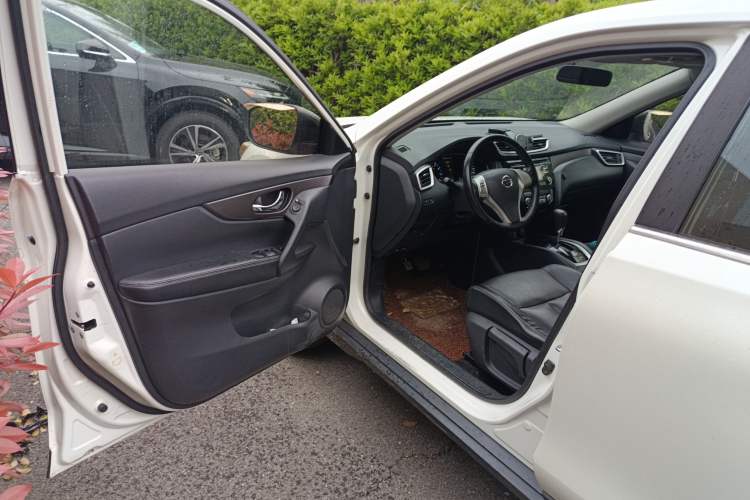 Used Nissan X-Trail 2014 2.0L CVT Comfort Edition 2WD