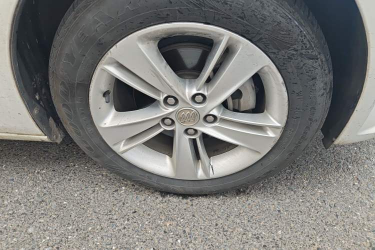 Used Buick Regal 2017 20T Elite Edition Exterior 7